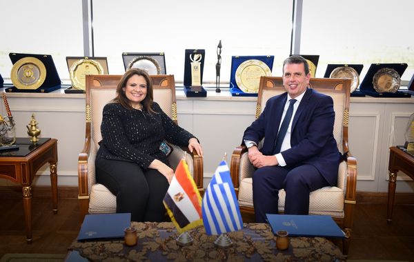 وزيرة الهجرة المصرية تستقبل نظيرها وزير الهجرة اليوناني لبحث سبل تعزيز التعاون في ملفات العمل المشترك