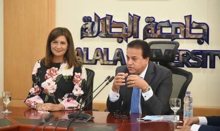 وزارتا الهجرة والصحة تطلقان مبادرة لمشاركة الأطباء المصريين بالخارج في مشروع 